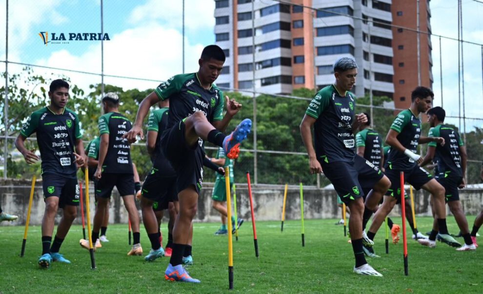 Selección boliviana Sub-23 en partido crucial frente a Brasil