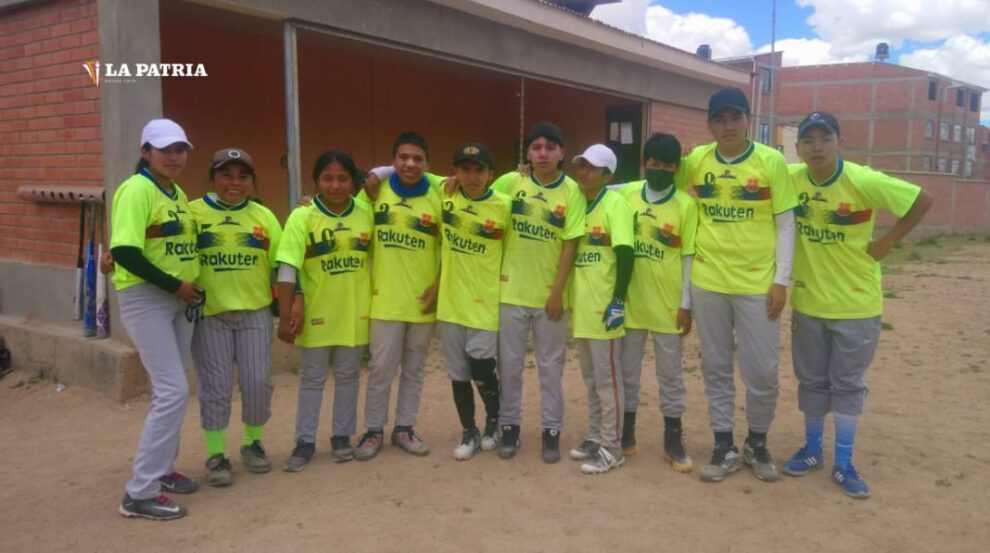Ingenieros campeón béisbol mixto Sub-15