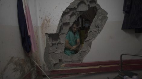 Ataques israelíes en Gaza causan al menos 210 muertos y 386 heridos