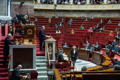 Reforma constitucional para proteger el aborto en Francia