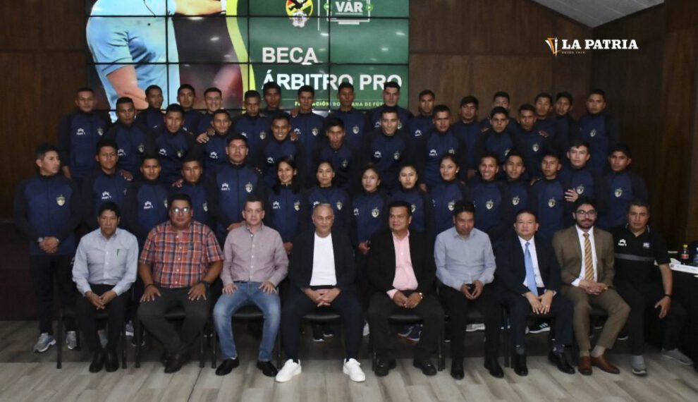 árbitros bolivianos capacitados en Chile