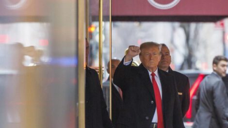 Donald Trump difamación