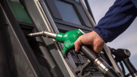 Decomiso de gasolina en la estación de servicio
