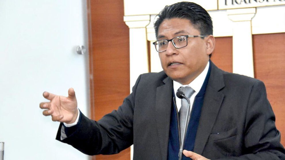 Diálogo legislativo elecciones judiciales con Iván Lima