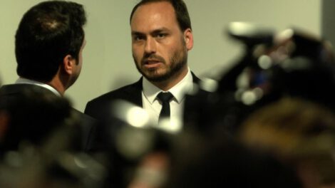 Carlos Bolsonaro en investigación por espionaje ilegal