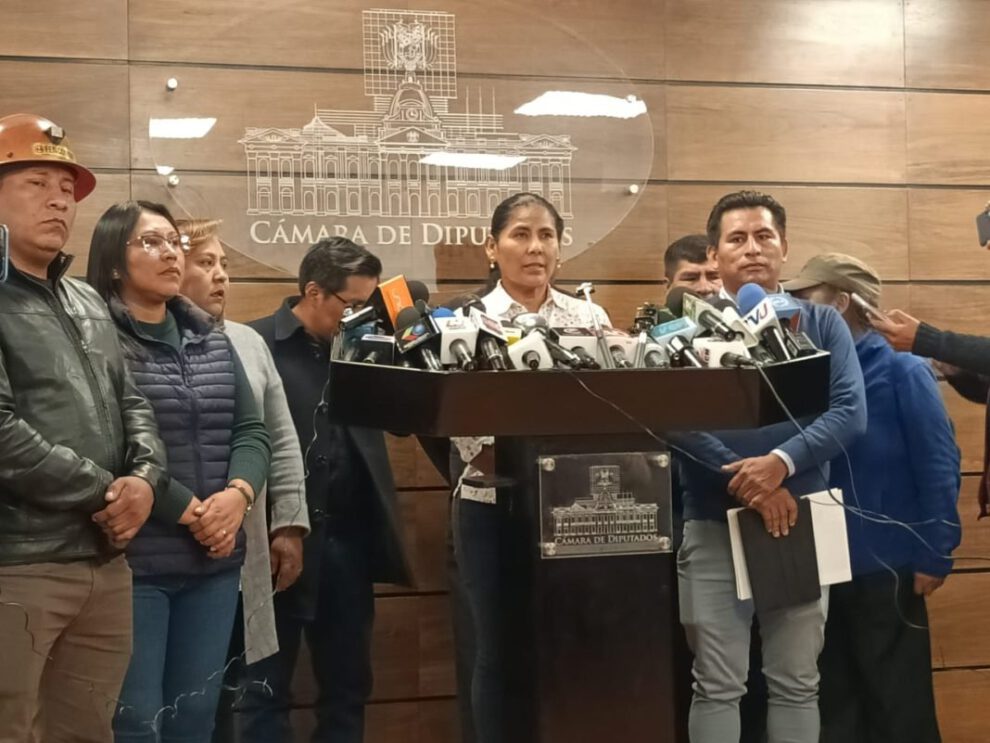 Huelga de hambre por elecciones judiciales por legisladores del MAS