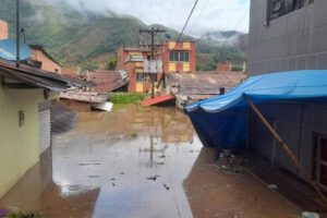 Intensas lluvias en Bolivia afectan a Tipuani y otras regiones
