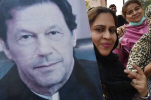 Imran Khan en manifestación de simpatizantes