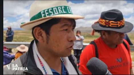 Bloqueo en Caracollo demandan renuncia de magistrados