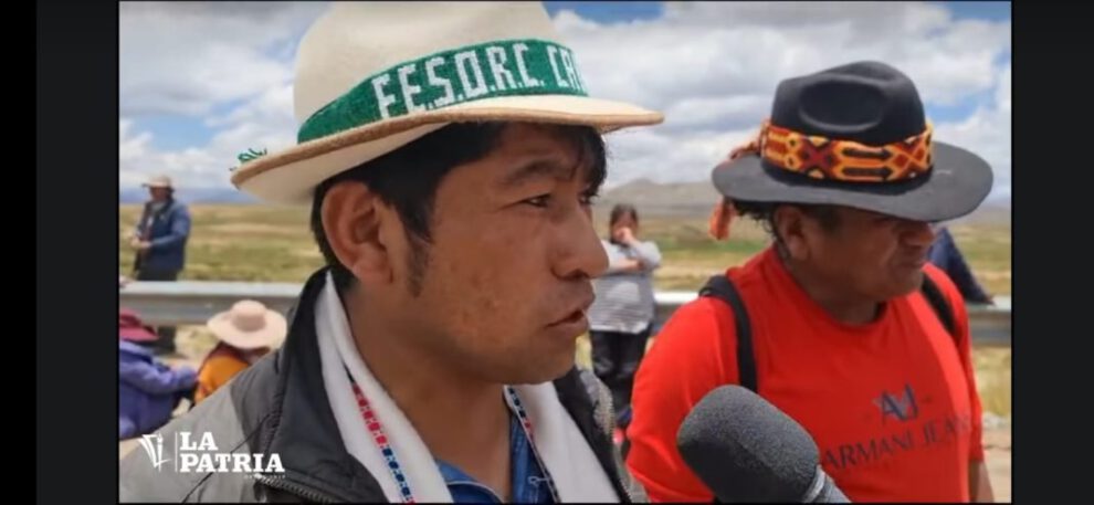 Bloqueo en Caracollo demandan renuncia de magistrados
