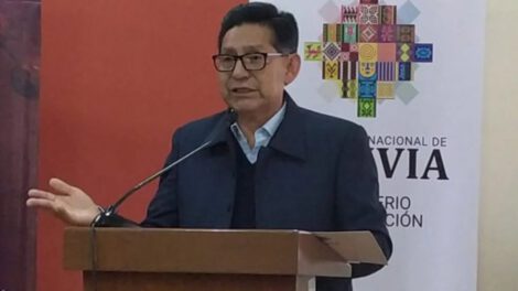 Investigación penal ministro de Educación