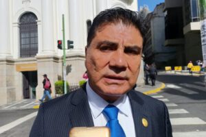 Bloqueos carreteros en Oruro afectan Carnaval y Último Convite