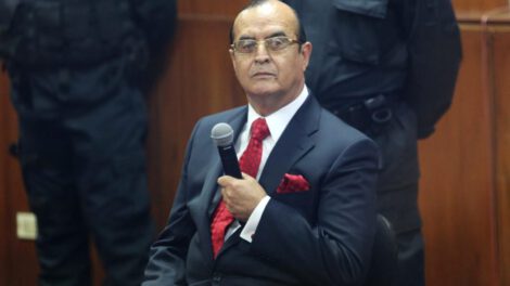 Vladimiro Montesinos condenado a 19 años de cárcel