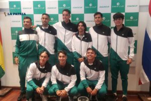 Integrantes del equipo boliviano que afrontarán los partidos de Copa Davis