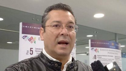 Gobierno criminaliza manifestaciones en Bolivia, afirma diputado Walthy Egüez