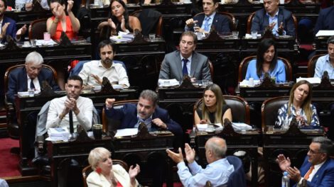 Ley ómnibus debatida en el Congreso argentino