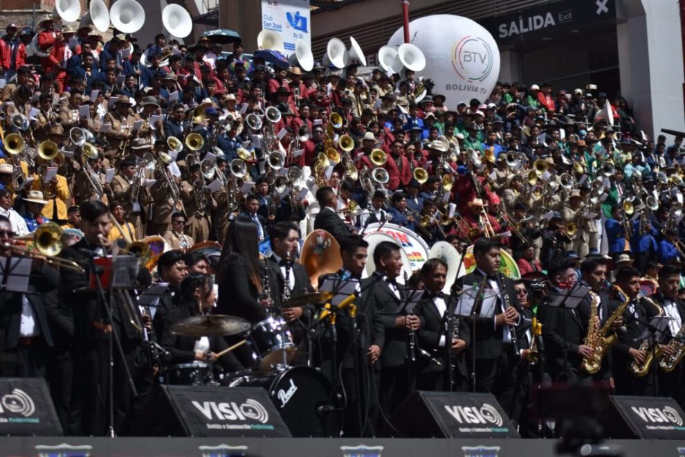 Festival de Bandas en el Carnaval de Oruro