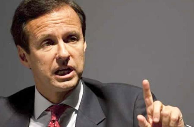 Tuto Quiroga denuncia pacto político que implica cesación de prórroga judicial