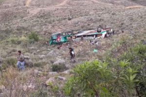 Accidente vehicular Cochabamba-Sucre