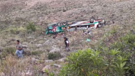 Accidente vehicular Cochabamba-Sucre