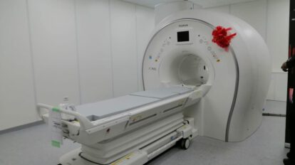 Resonador magnético japonés para diagnósticos más precisos en Oruro