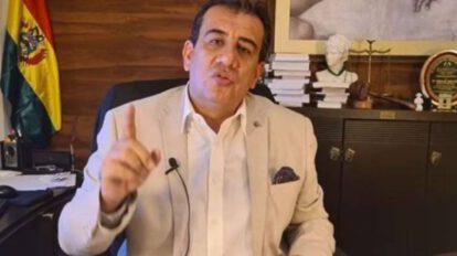 Jaime Soliz Flores anuncia candidatura presidencial