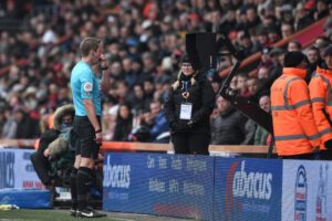 VAR en la Premier League acierta el 96% de sus decisiones