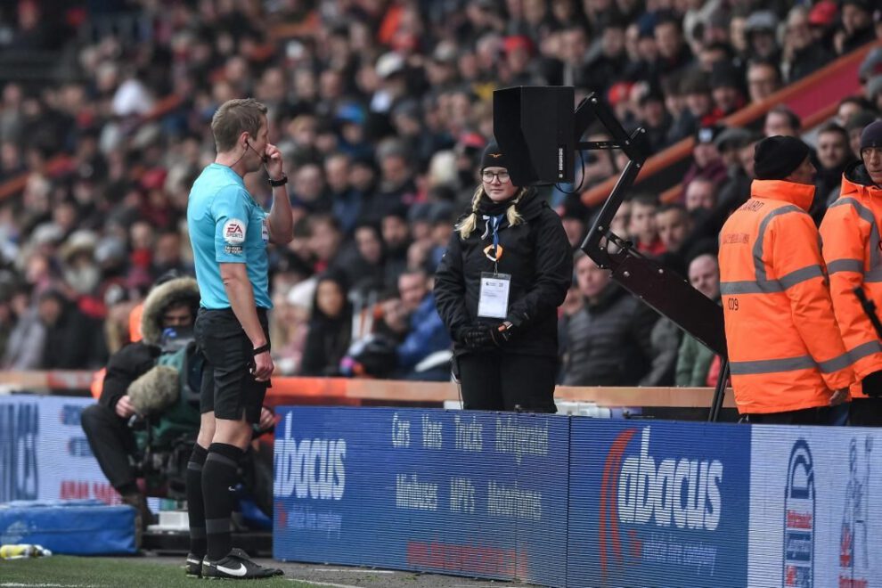 VAR en la Premier League acierta el 96% de sus decisiones