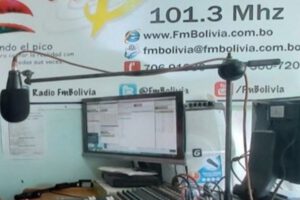 Cierre de Radio FM Bolivia