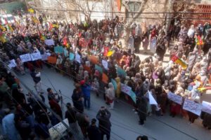 Protestas en Pakistán exigen impugnación de elecciones tras cuestionados resultados