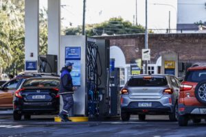 Aumento de precios de combustible en Argentina
