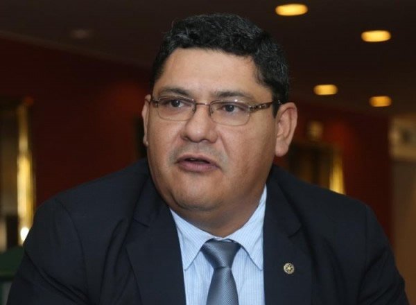 Escasez de dólares propuesta por Antonio Rocha