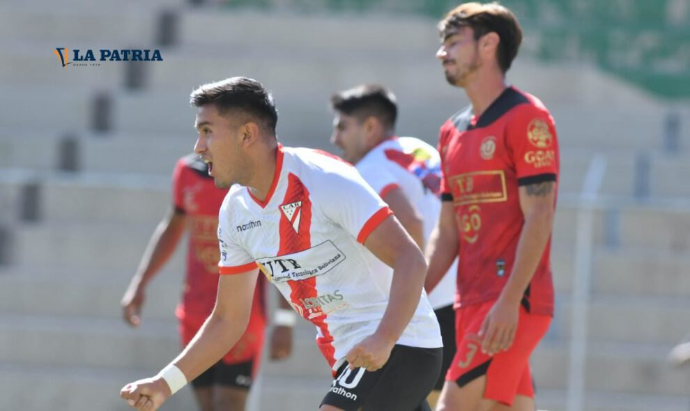 Always Ready frente a FC Universitario en el inicio del torneo Apertura