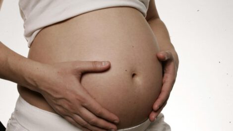 Antidepresivos durante el embarazo y su efecto en el cerebro del niño