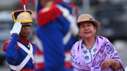 Canciller de Bolivia rinde homenaje a Simón Bolívar