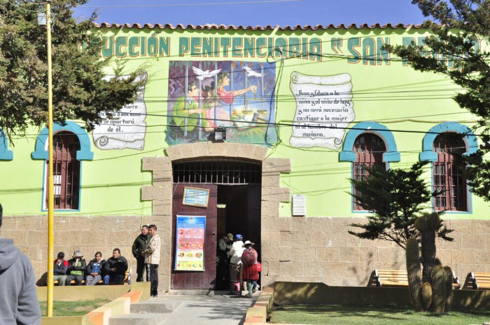 Hacinamiento en cárceles de Oruro