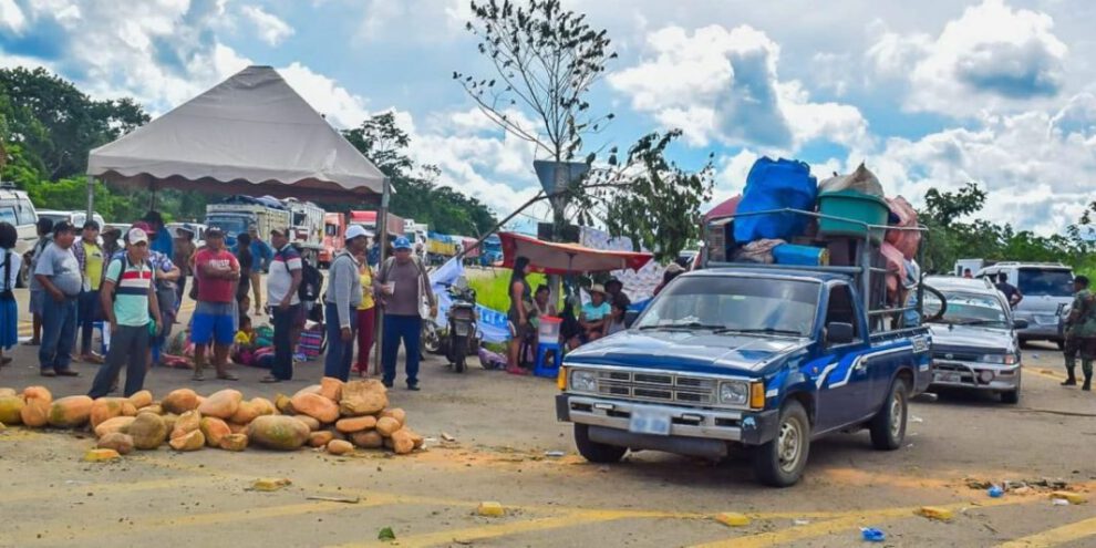Bloqueo de la carretera en Yapacaní