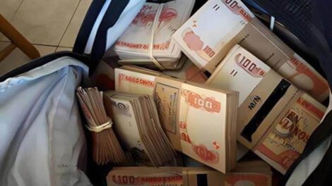 Robo de Bs 295.000 durante intento de cambio a dólares
