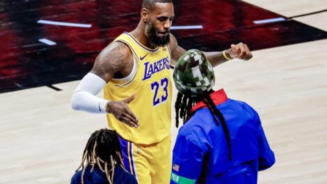 LeBron James habla sobre su futuro en la NBA