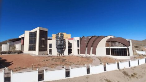 Deterioro del Museo de la Revolución Democrática y Cultural en Orinoca