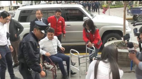 Alcalde de Tarija en silla de ruedas