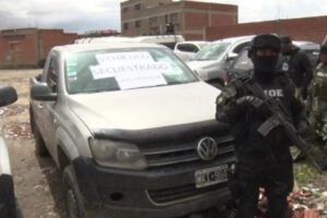 Cocaína en vehículos argentinos capturados tras persecución