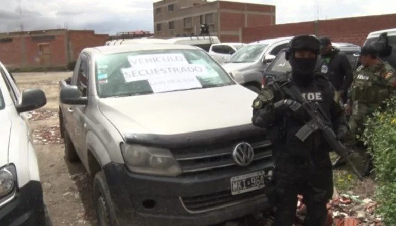 Cocaína en vehículos argentinos capturados tras persecución