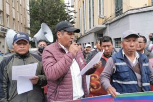 Protesta ciudadana rechaza el tarifazo del transporte urbano