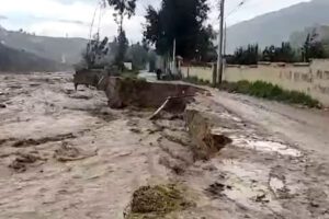Lluvias devastadoras en Bolivia con 33 fallecidos y miles de familias afectadas