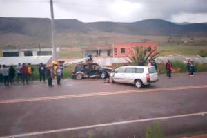 Tragedia en Potosí: un niño y un adolescente fallecen tras colisión entre coches sin placa