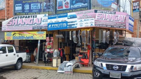 Aumento de precios de repuestos y lubricantes para vehículos por escasez del dólar