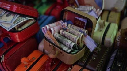 Gasto público en Bolivia para solventar la falta de dólares
