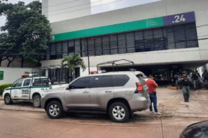 Atraco en banco de Santa Cruz