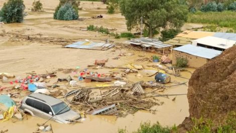 mazamorra en Laquiña afectó casas y cultivos